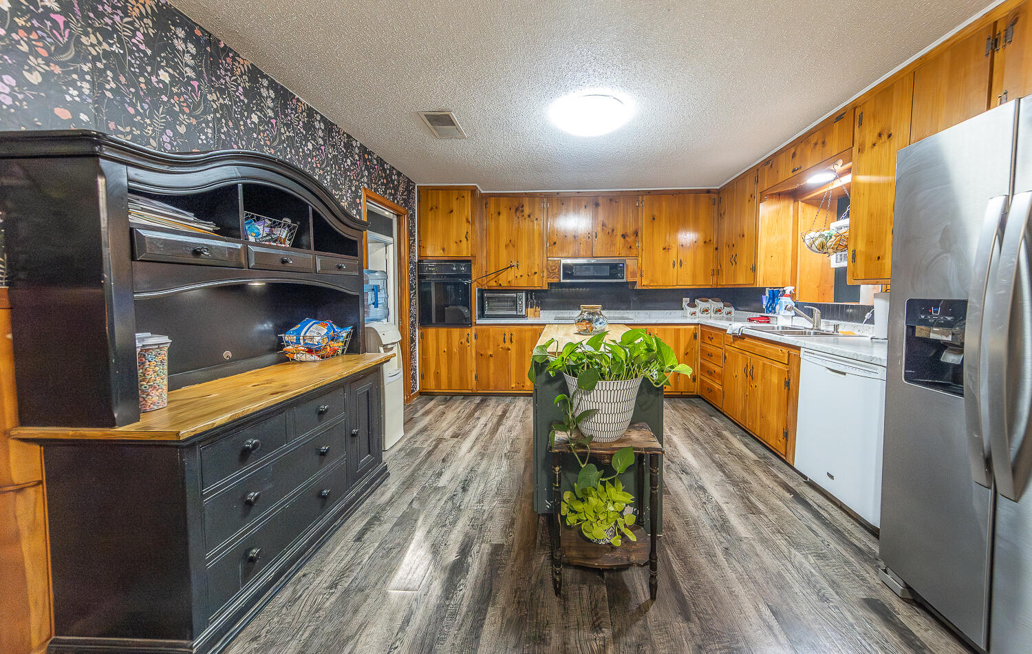 10903 E Highway 84