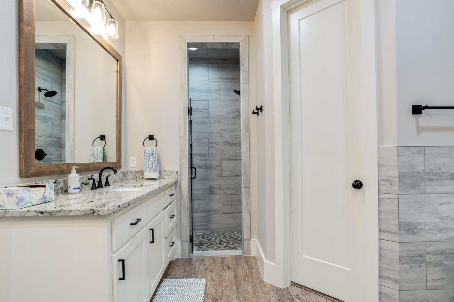 Lubbock, Texas 79424, United States, 4 Bedrooms Bedrooms, ,3 BathroomsBathrooms,Residential,Contingent,46755