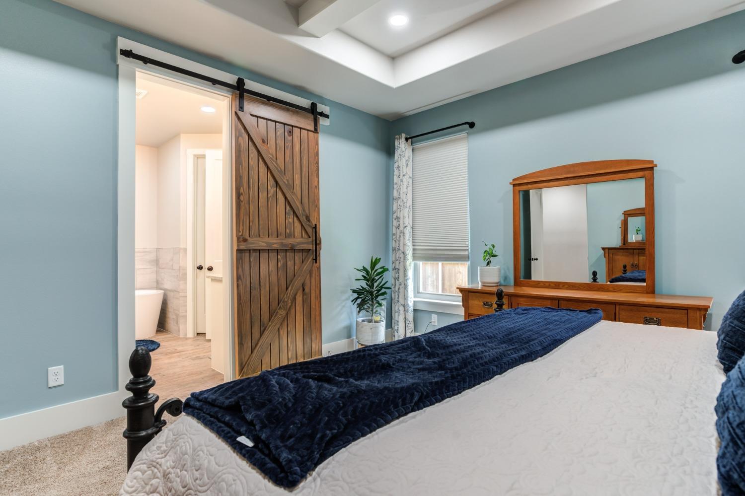 Lubbock, Texas 79424, United States, 4 Bedrooms Bedrooms, ,3 BathroomsBathrooms,Residential,Contingent,46755