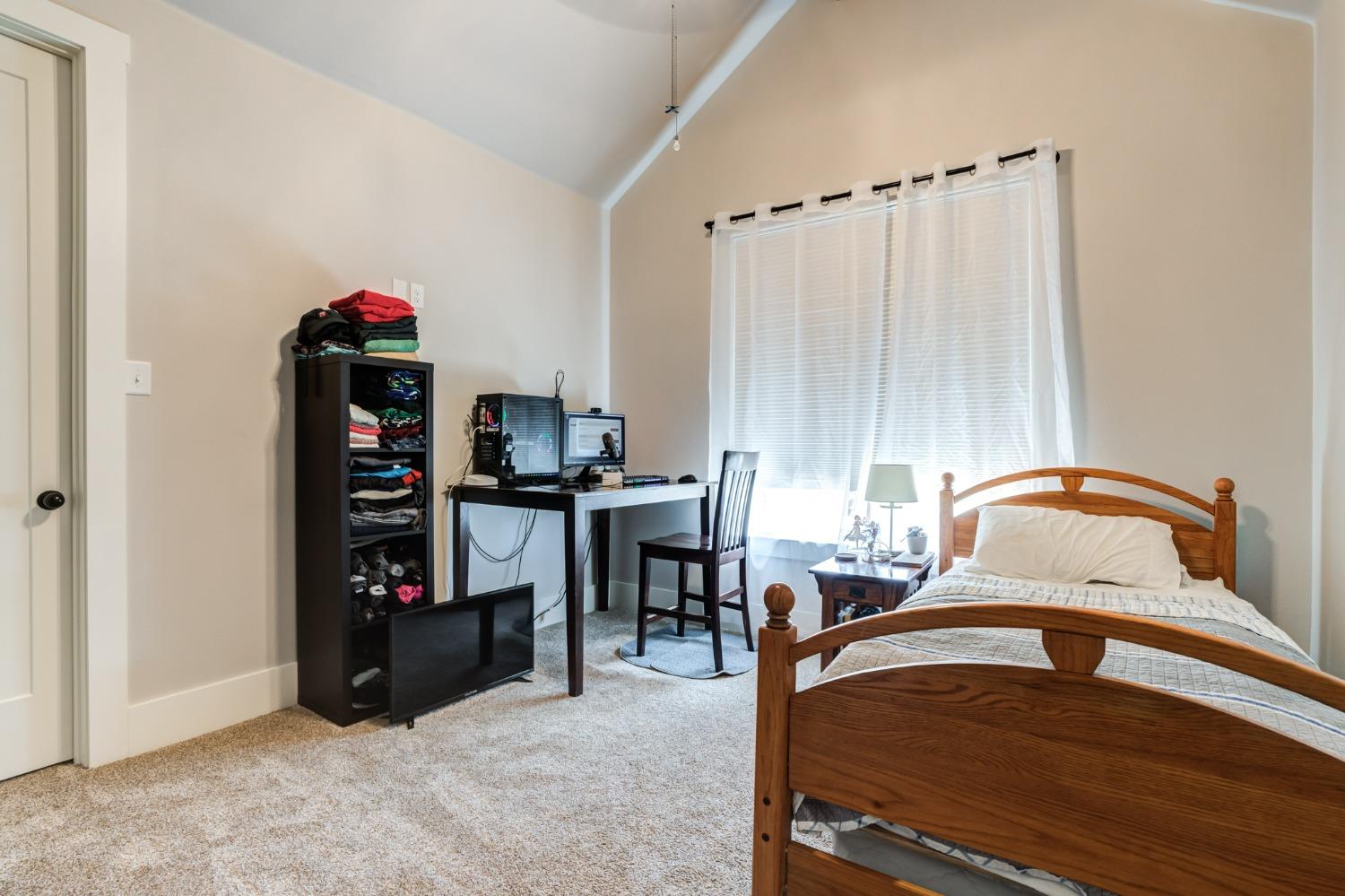 Lubbock, Texas 79424, United States, 4 Bedrooms Bedrooms, ,3 BathroomsBathrooms,Residential,Contingent,46755