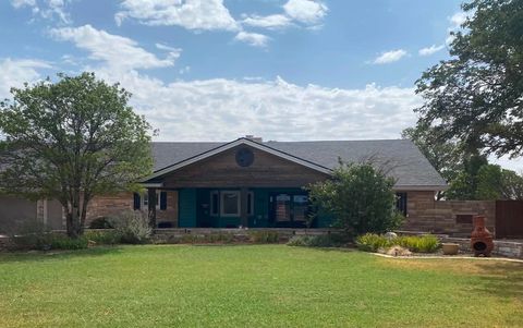 Photo of 7303 Alcove Avenue, Lubbock, TX 79407 (MLS # 202608692)