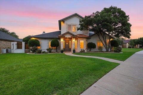 Photo of 10003 Savannah Avenue, Lubbock, TX 79424 (MLS # 202608651)