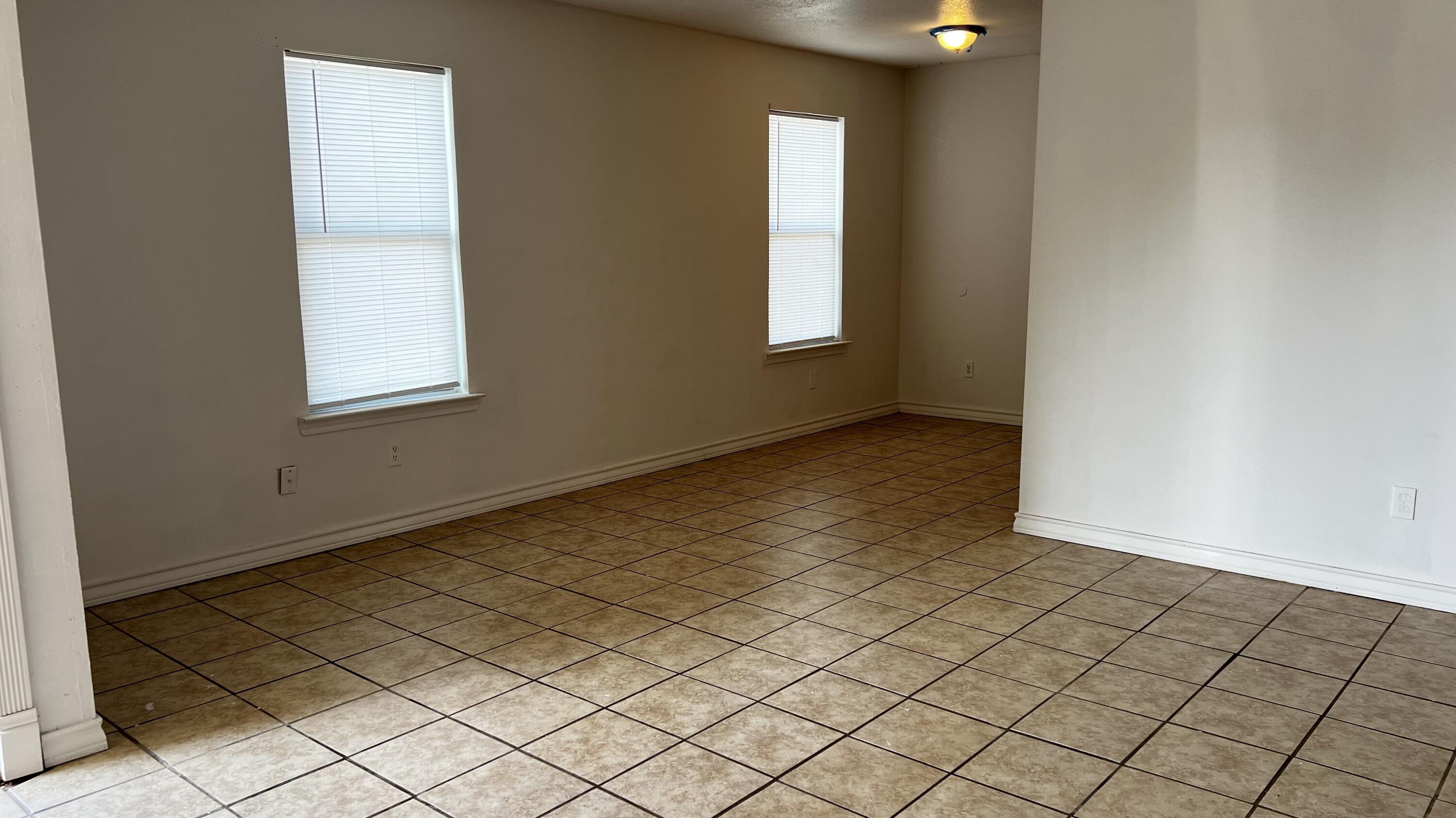 Lubbock, Texas 79404, United States, 2 Bedrooms Bedrooms, ,1 BathroomBathrooms,Residential,Active,6316