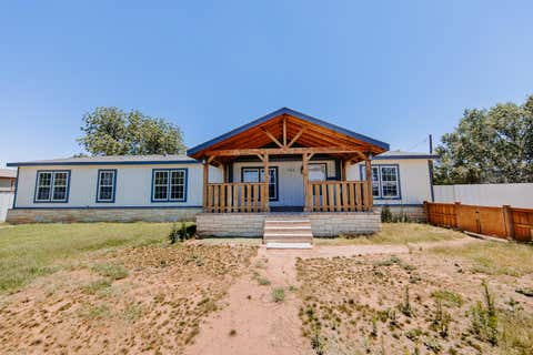 Photo of 9918 N Chester Avenue, Lubbock, TX 79415 (MLS # 202608107)