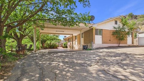 Photo of 590 Comanche Drive, Lubbock, TX 79404 (MLS # 202605420)