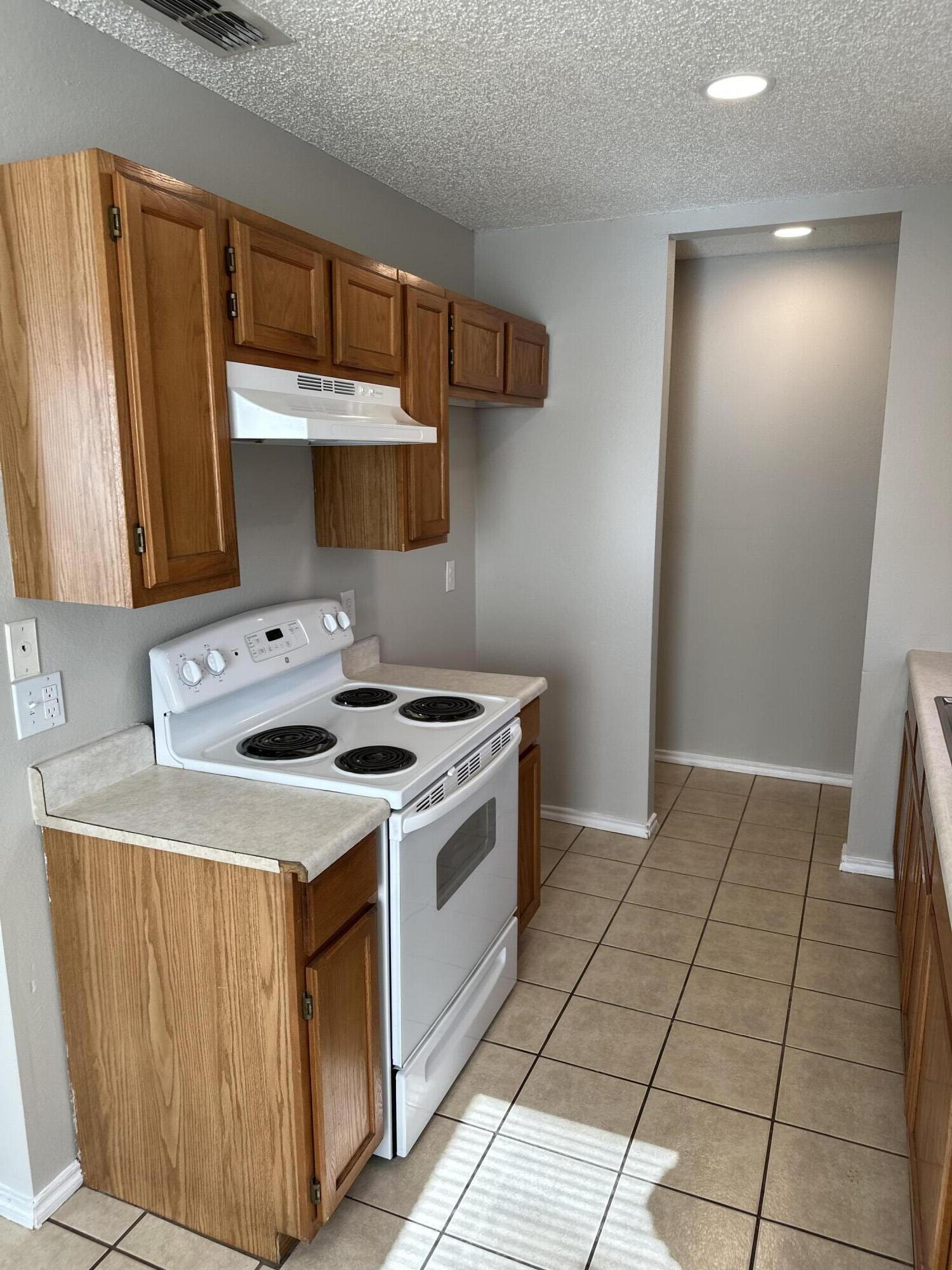 Lubbock, Texas 79404, United States, 2 Bedrooms Bedrooms, ,1 BathroomBathrooms,Residential,Active,108729