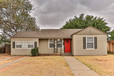 Photo of 2508 35th Street, Lubbock, TX 79413 (MLS # 202605384)