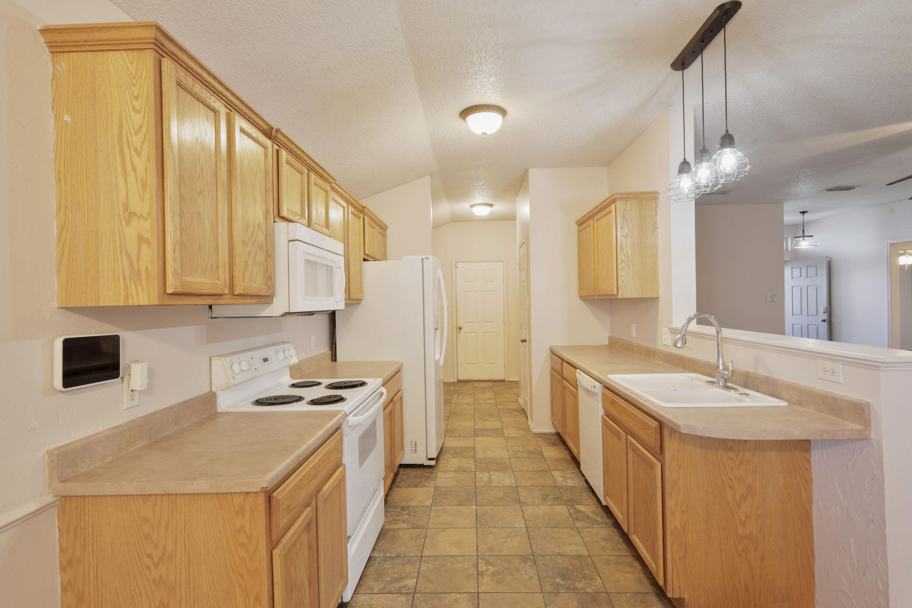 6533 86th Street
