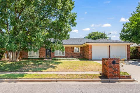 Photo of 5611 73rd Street, Lubbock, TX 79424 (MLS # 202611773)