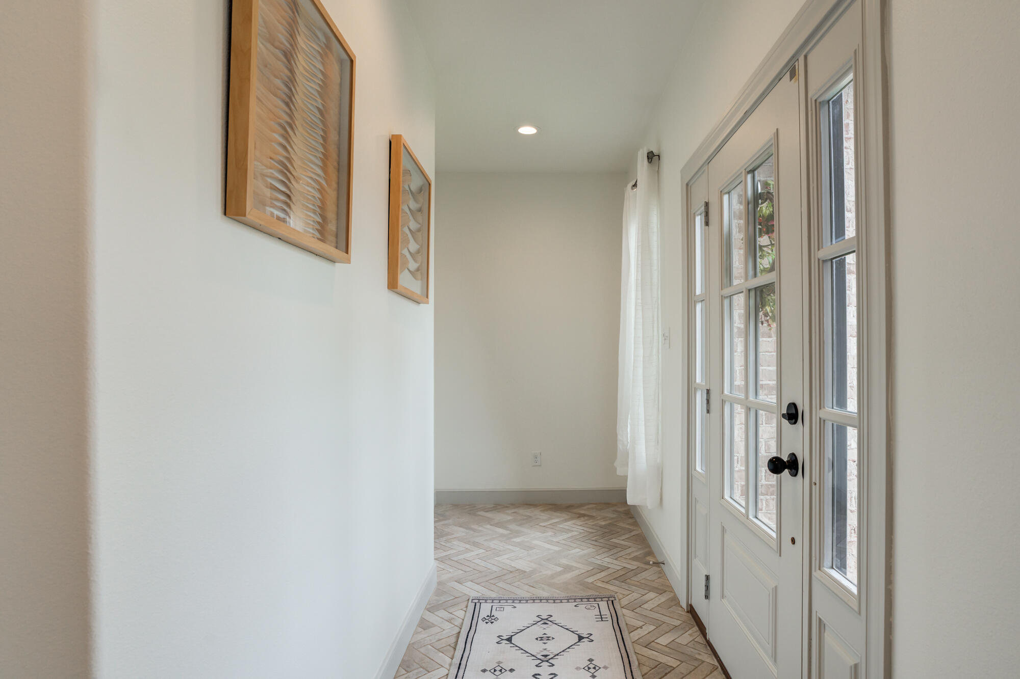 5619 115th Street - Photo 4