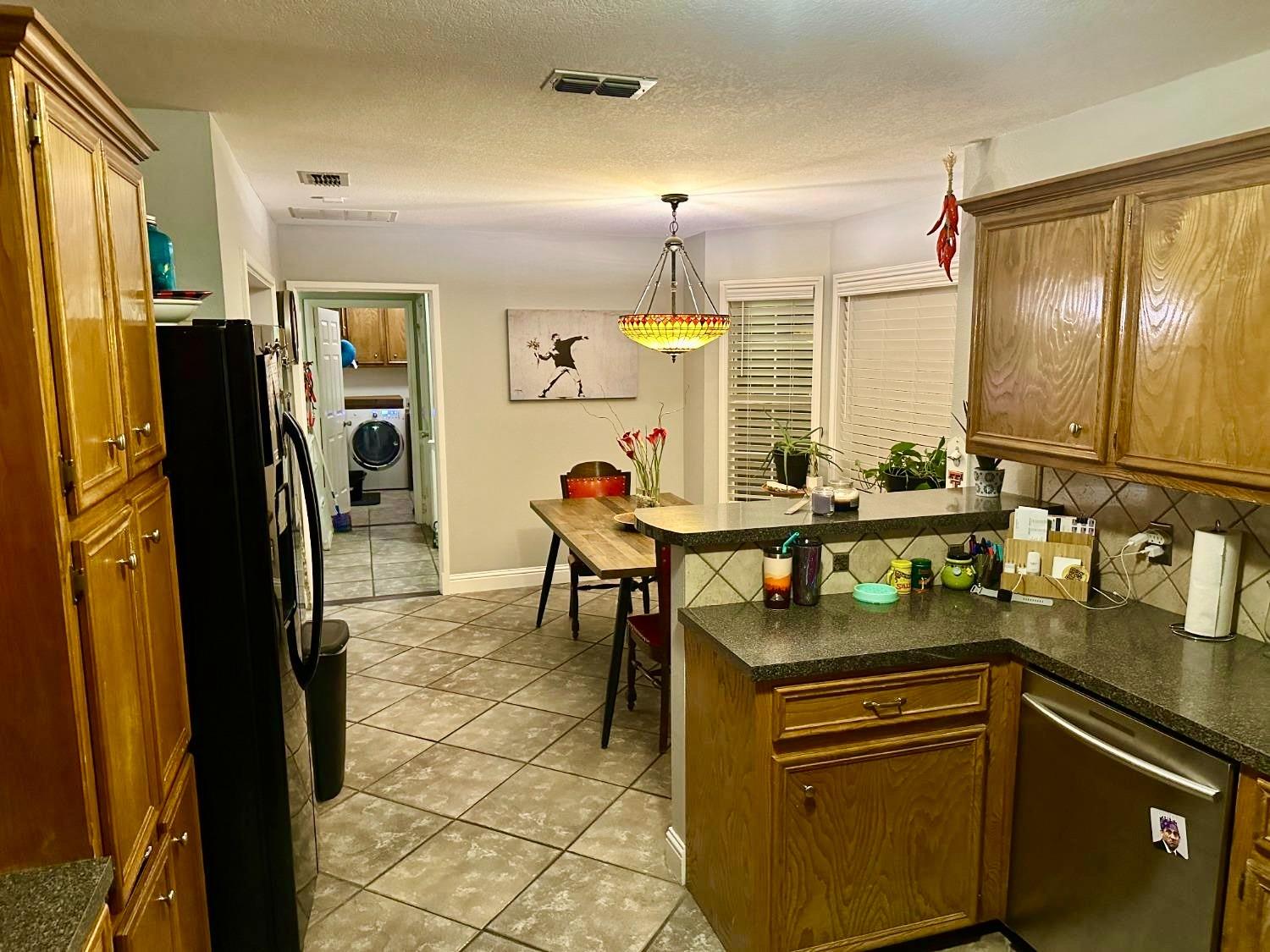 Lubbock, Texas 79423, United States, 3 Bedrooms Bedrooms, ,2 BathroomsBathrooms,Residential,Active,69460