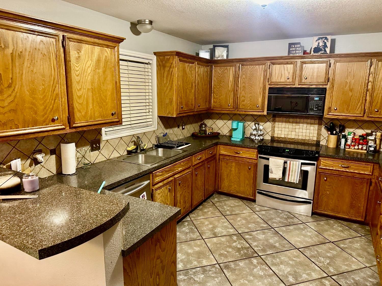 Lubbock, Texas 79423, United States, 3 Bedrooms Bedrooms, ,2 BathroomsBathrooms,Residential,Active,69460