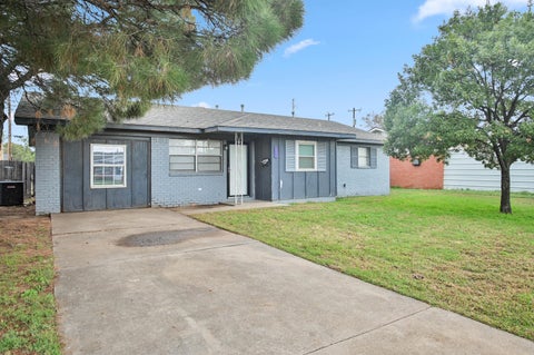 Photo of 5422 35th Street, Lubbock, TX 79407 (MLS # 202614674)