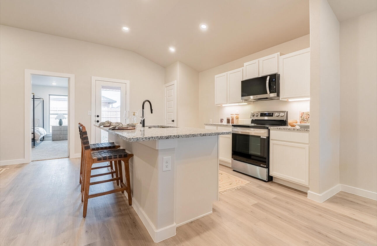 Photo 1 of 5 — 5552 Auburn Street, Lubbock, TX 79416