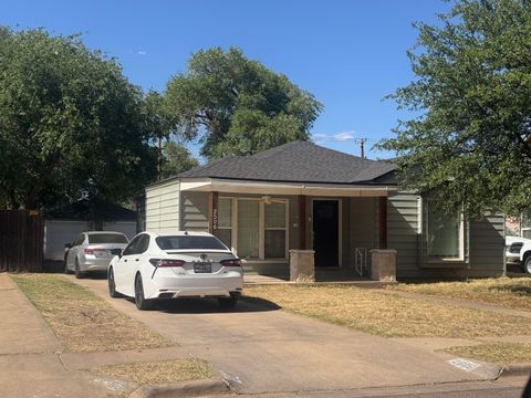 Photo of 2506 24th Street, Lubbock, TX 79410 (MLS # 202606237)