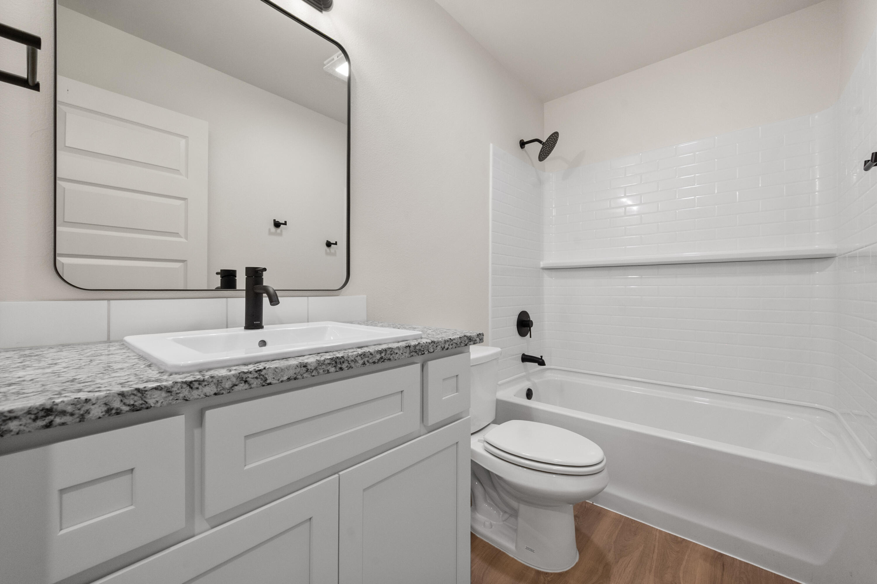 2025 Cottonwood Avenue