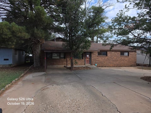Photo of 1421 E Cardwell Street, Brownfield, TX 79316 (MLS # 202614342)