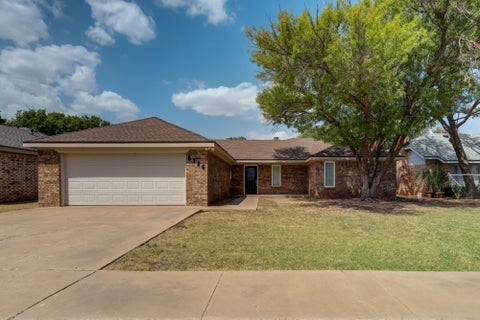 Photo of 5726 92nd Street, Lubbock, TX 79424 (MLS # 202612307)