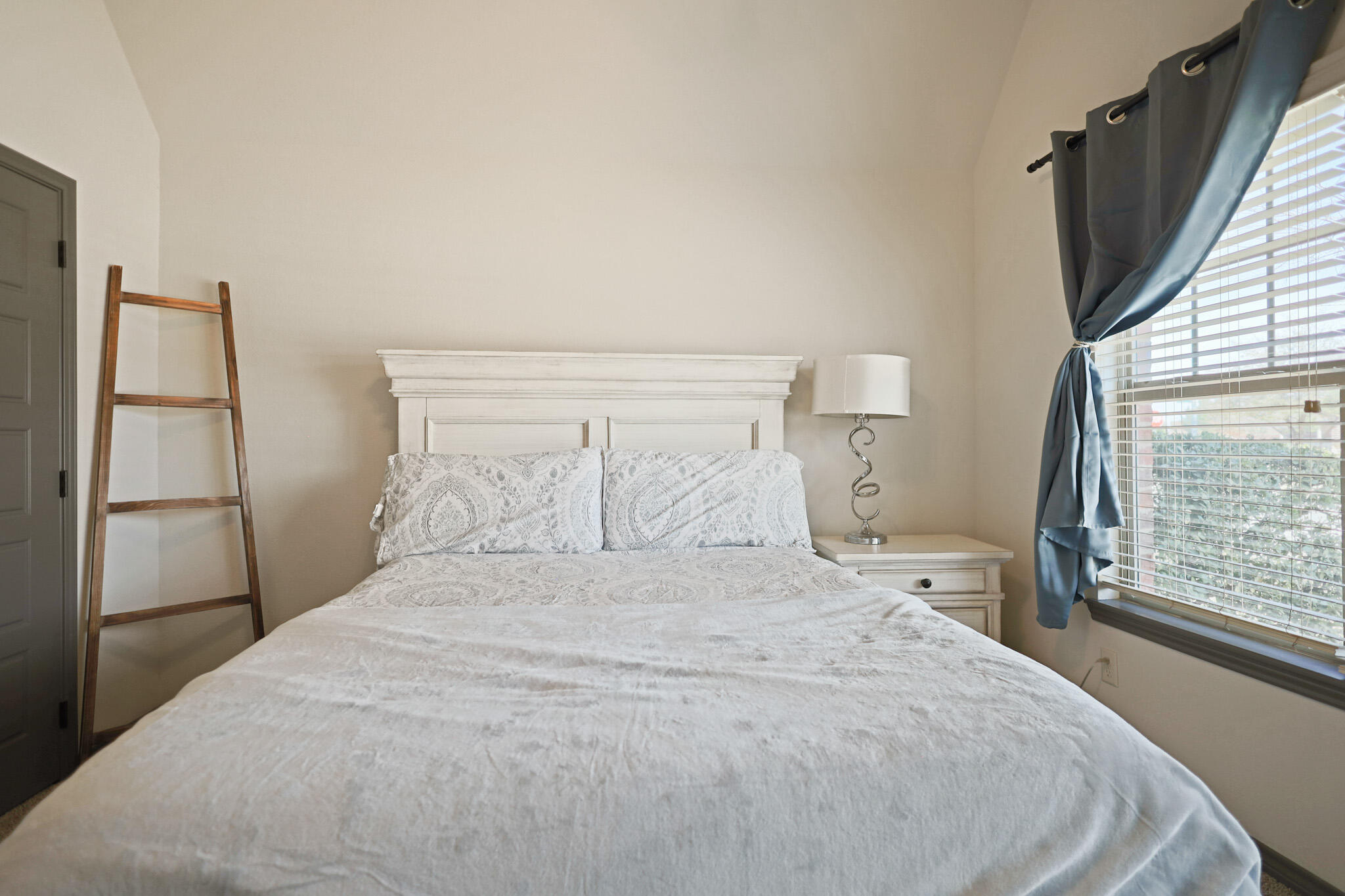 Lubbock, Texas 79424, United States, 4 Bedrooms Bedrooms, ,3 BathroomsBathrooms,Residential,Active,89892