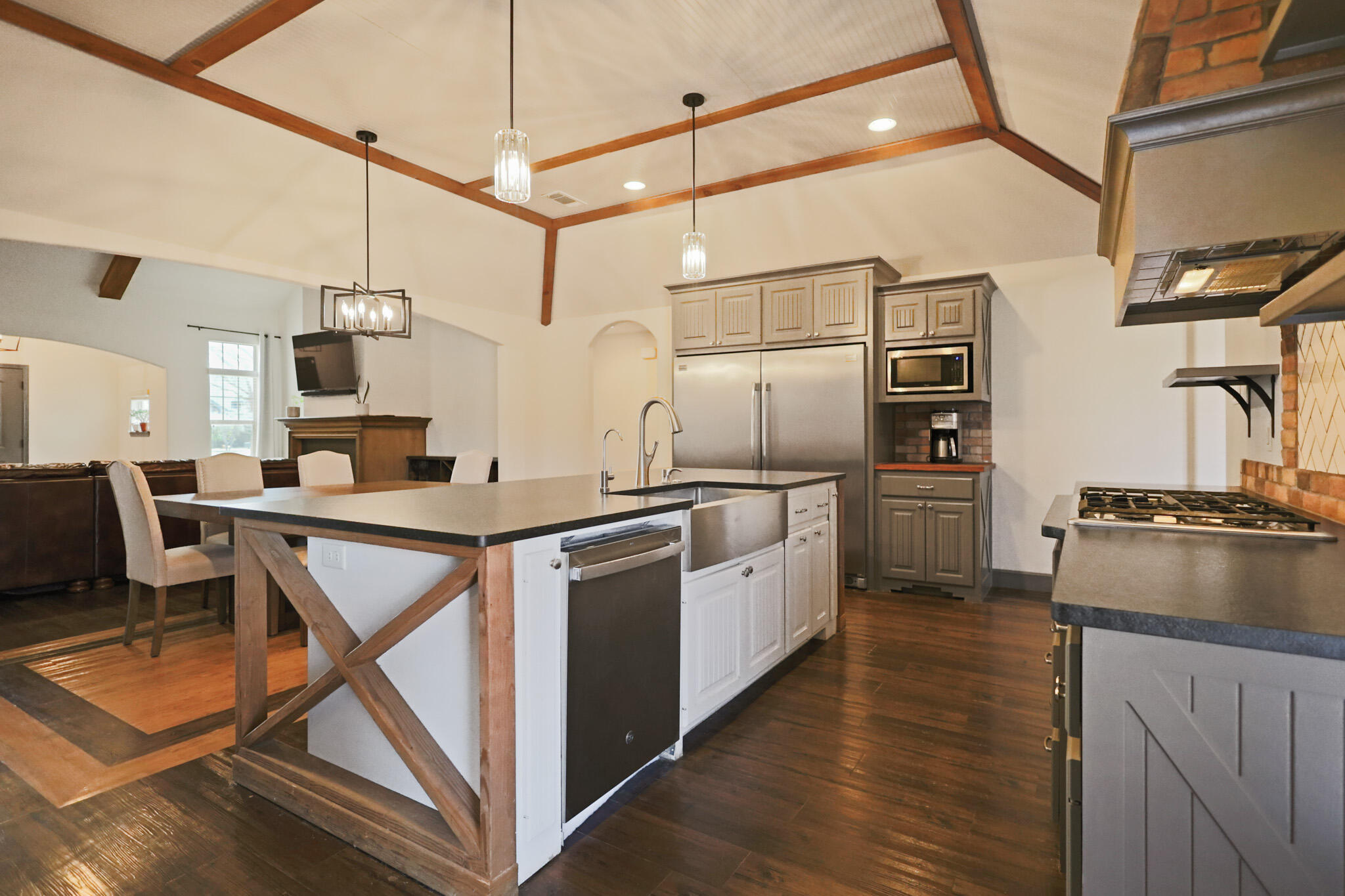 Lubbock, Texas 79424, United States, 4 Bedrooms Bedrooms, ,3 BathroomsBathrooms,Residential,Active,89892