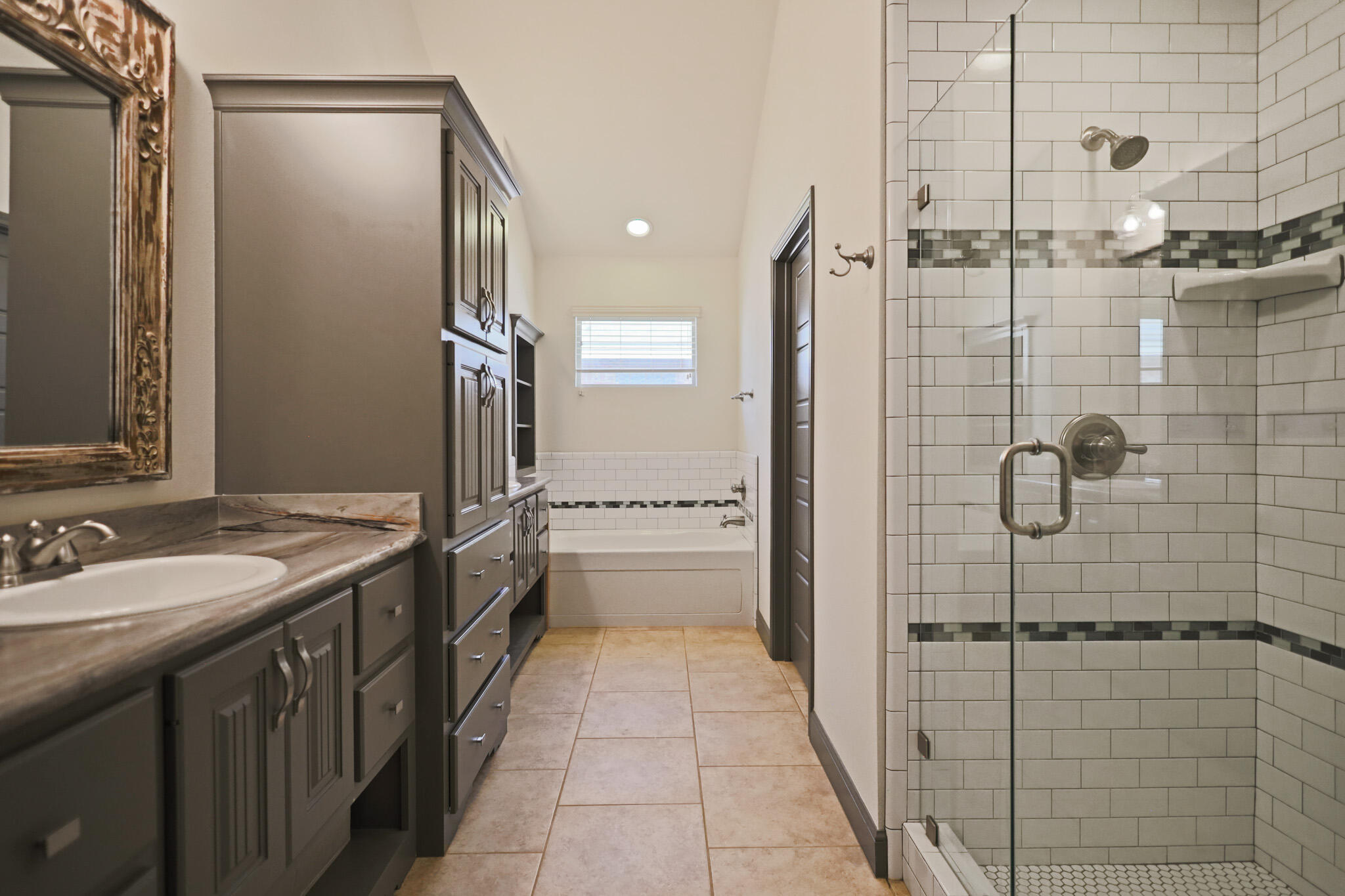 Lubbock, Texas 79424, United States, 4 Bedrooms Bedrooms, ,3 BathroomsBathrooms,Residential,Active,89892