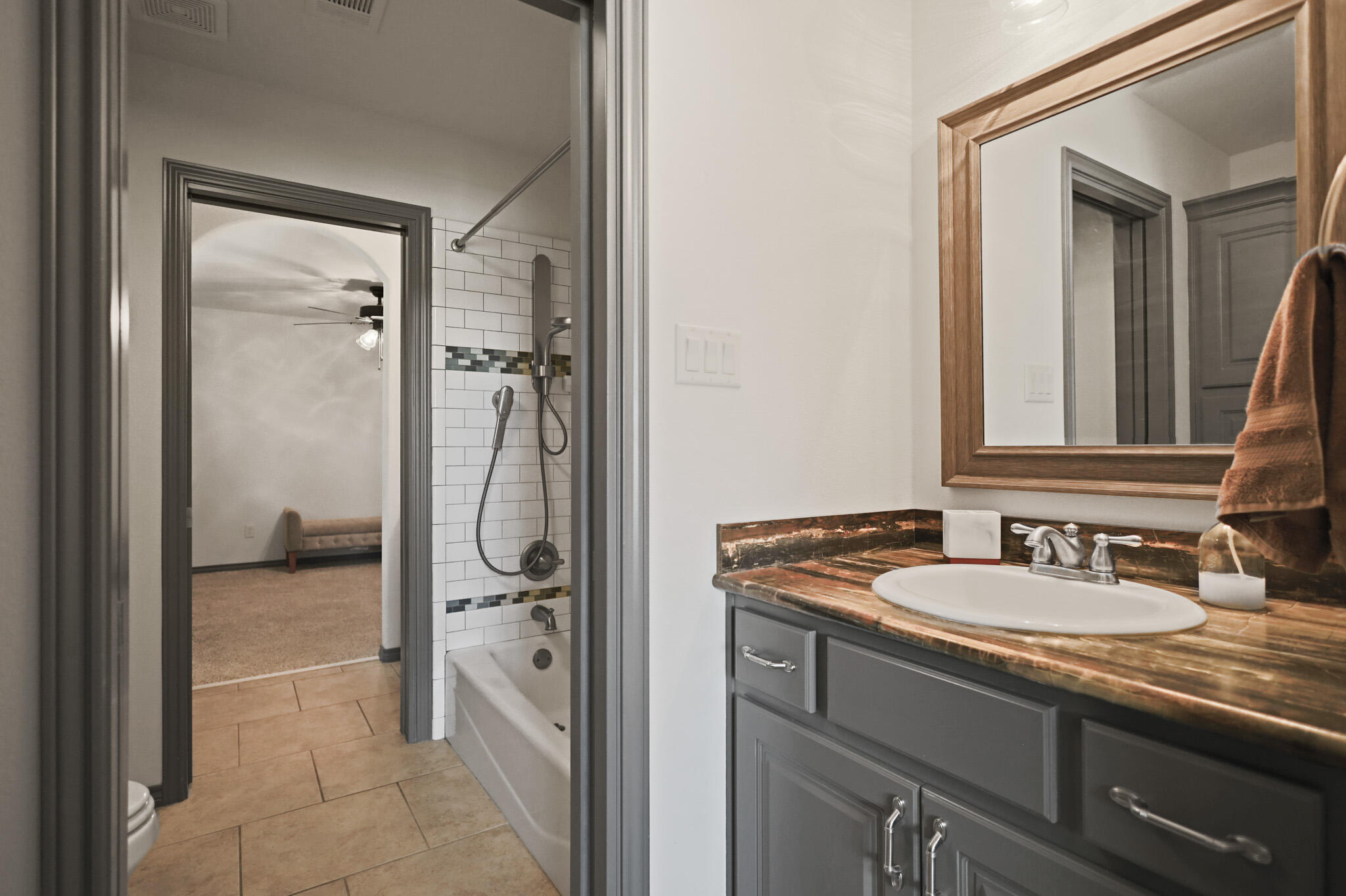 Lubbock, Texas 79424, United States, 4 Bedrooms Bedrooms, ,3 BathroomsBathrooms,Residential,Active,89892