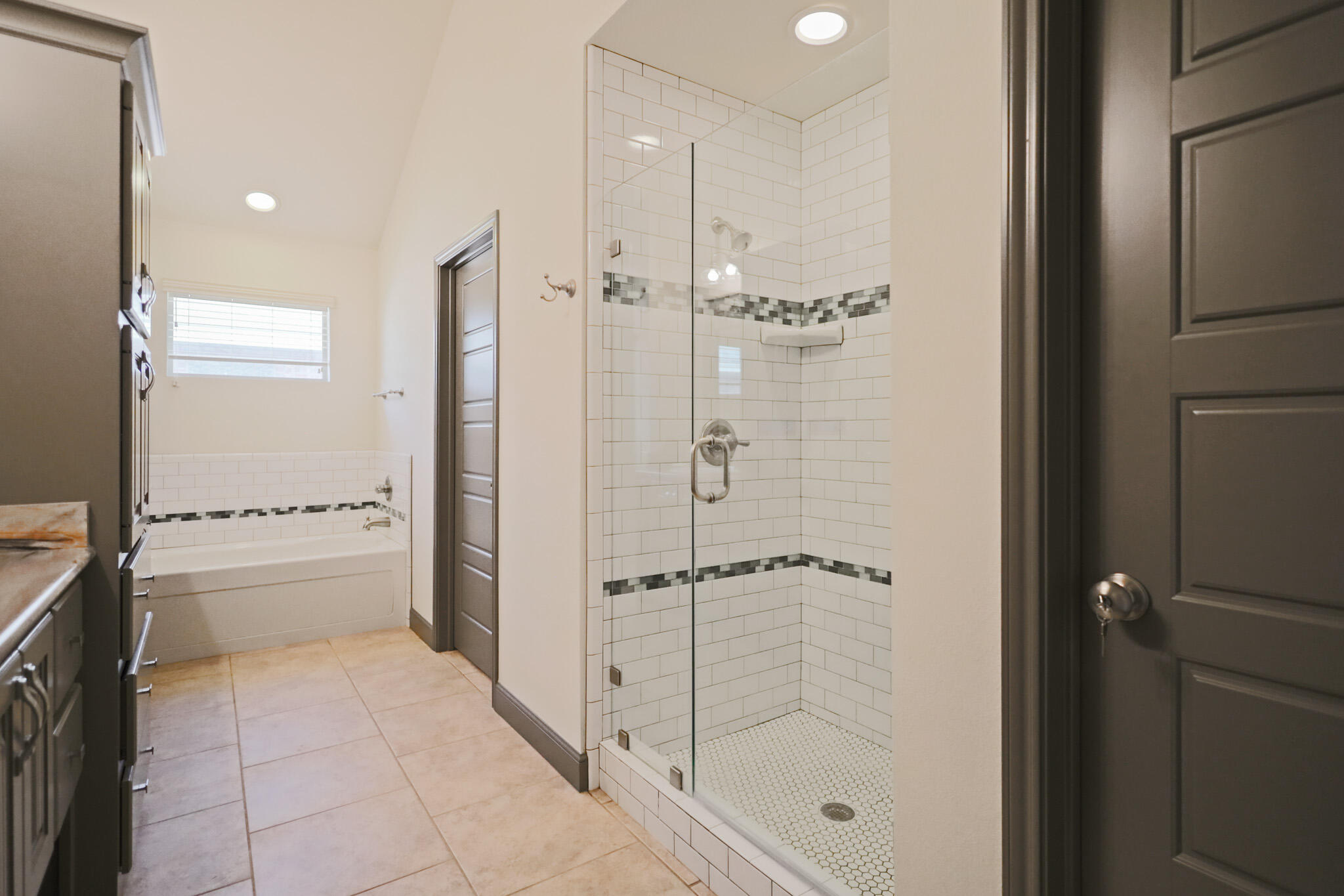 Lubbock, Texas 79424, United States, 4 Bedrooms Bedrooms, ,3 BathroomsBathrooms,Residential,Active,89892