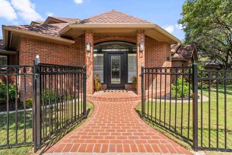 9306 Nashville Avenue Lubbock TX 79423