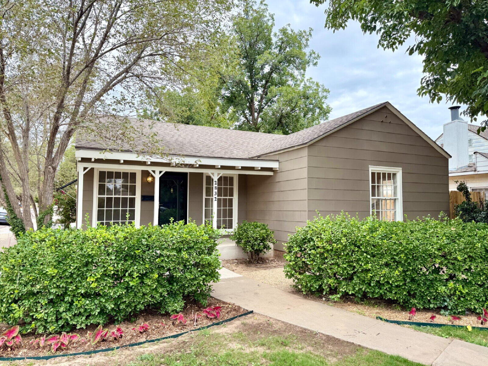 2832 24th Street Front