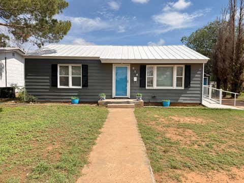 Photo of 814 W 11th Street, Post, TX 79356 (MLS # 202611834)