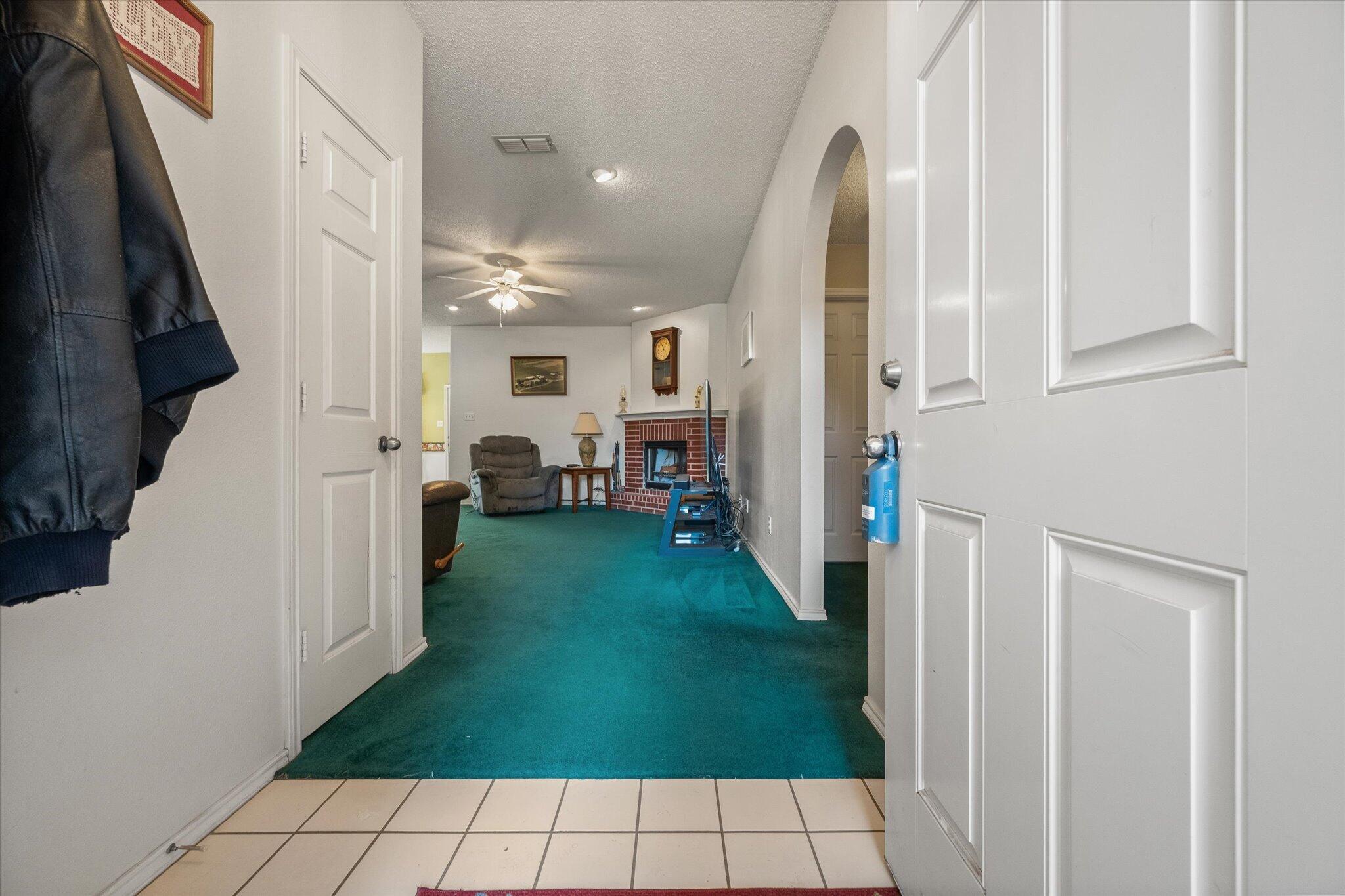 5902 10th Street UNIT 1
