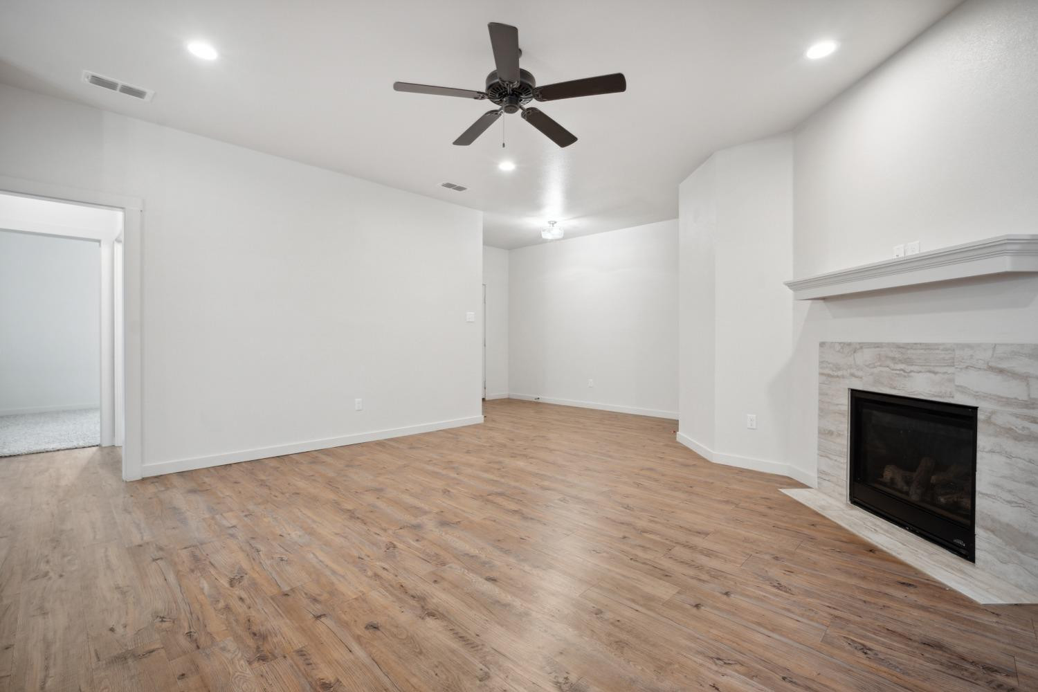 2733 137th Street