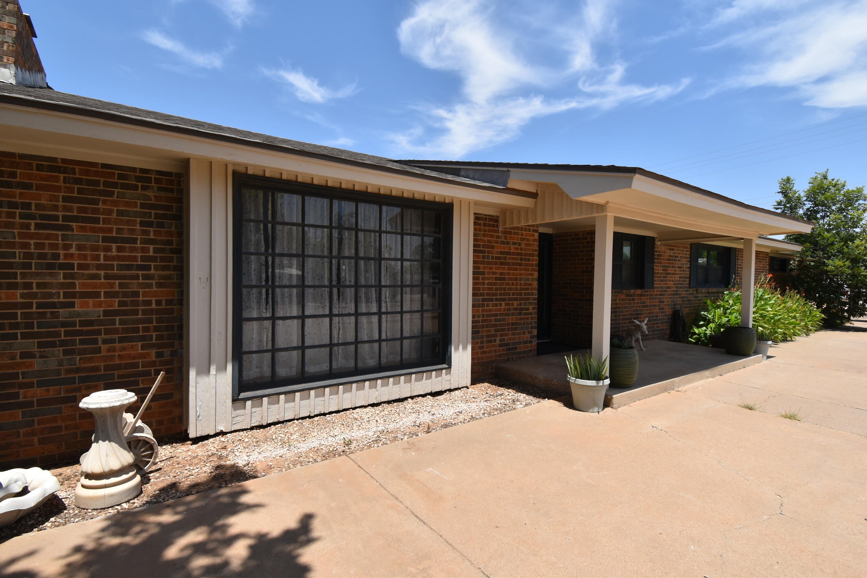 1209 8th Street - Photo 2