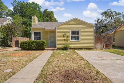 Photo of 2612 25th Street, Lubbock, TX 79410 (MLS # 202610353)