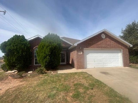 Photo of 601 N Spruce Avenue, Lubbock, TX 79403 (MLS # 202613373)