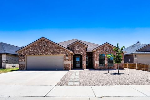 Photo of 9803 Xenia Avenue, Lubbock, TX 79424 (MLS # 202607475)