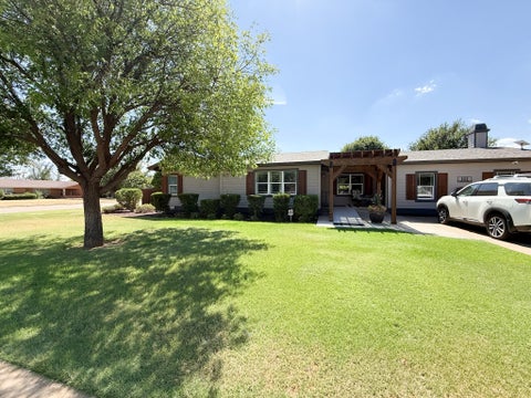 Photo of 101 Van Buren Avenue, Lorenzo, TX 79343 (MLS # 202609335)