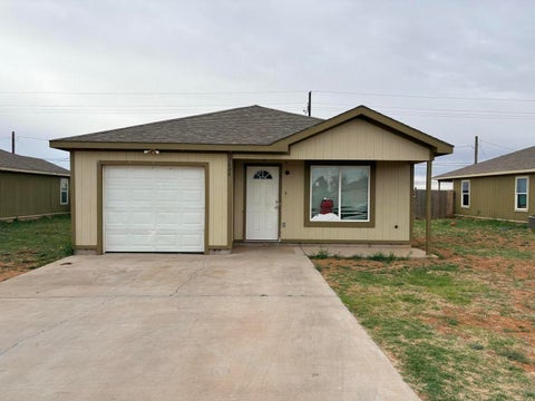 Photo of 3606 E 3rd Place, Lubbock, TX 79403 (MLS # 202614257)