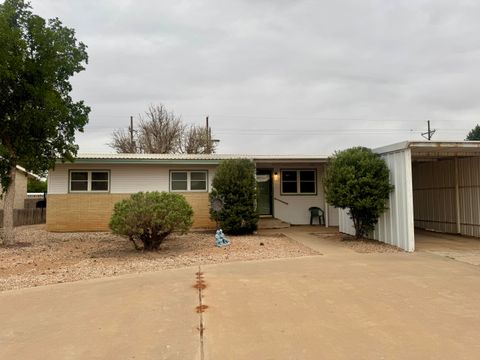 Photo of 705 E Broadway Street, Denver City, TX 79323 (MLS # 202606755)