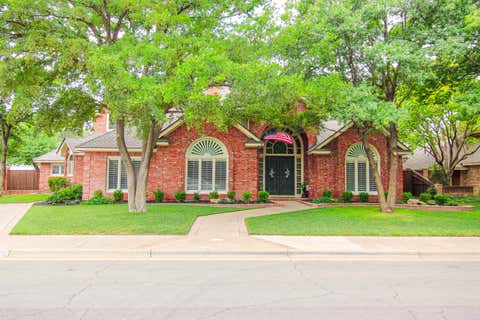 Photo of 8708 Savannah Avenue, Lubbock, TX 79424 (MLS # 202608956)