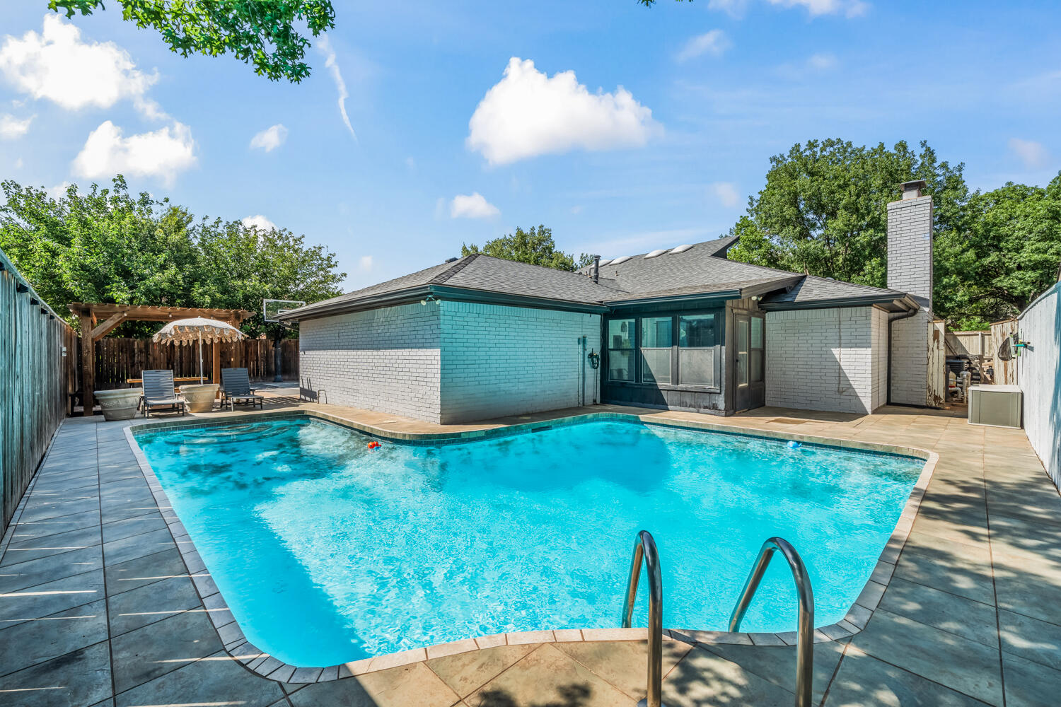 8010 Wayne Avenue - Photo 2