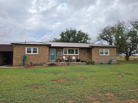 A home in Denver City