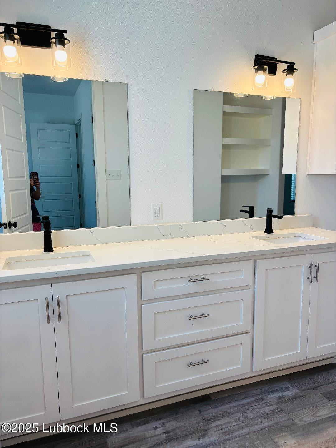 Lubbock, Texas 79423, United States, 4 Bedrooms Bedrooms, ,3 BathroomsBathrooms,Residential,Active,169020