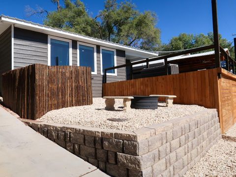 A home in Buffalo Springs Lake