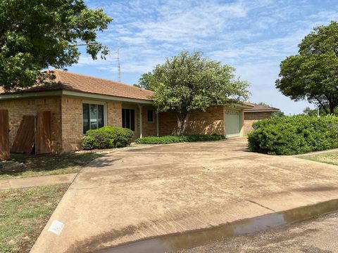 A home in Plainview