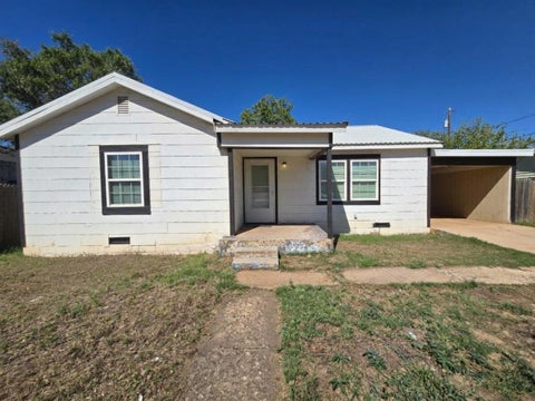 Photo of 1404 S 14th Street, Lamesa, TX 79331 (MLS # 202614260)