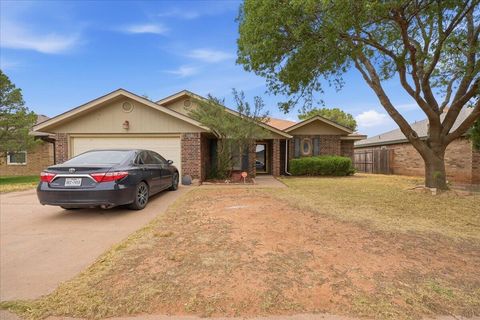 Photo of 5520 94th Street, Lubbock, TX 79424 (MLS # 202606868)