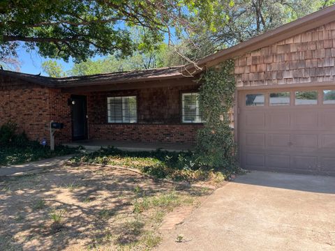 Photo of 3413 42nd Street, Lubbock, TX 79413 (MLS # 202609265)