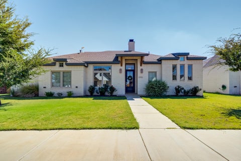 Photo of 3703 142nd Street, Lubbock, TX 79423 (MLS # 202613916)