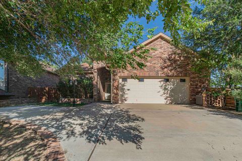 Photo of 33 W Lakeshore Drive, Ransom Canyon, TX 79366 (MLS # 202608283)